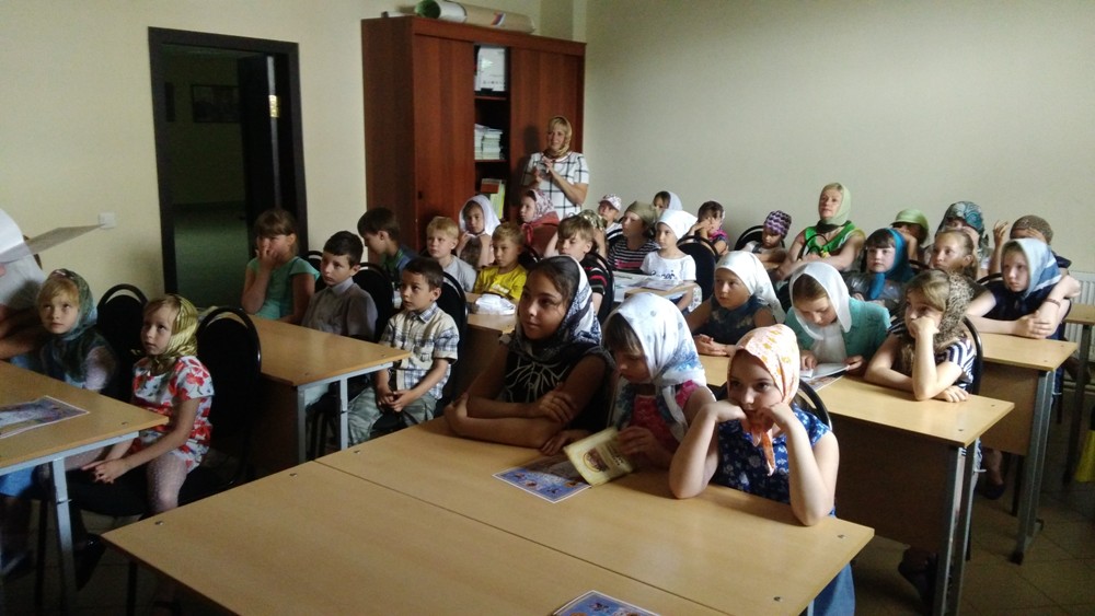 Воспитанники Центра эстетического воспитания Пролетарского р-на г.Саранска посетили храма Казанской иконы Божией Матери 